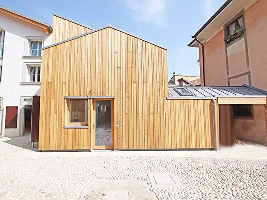 Immagine 1 di Casa indipendente in vendita  in via Borgo Palazzo a Bergamo