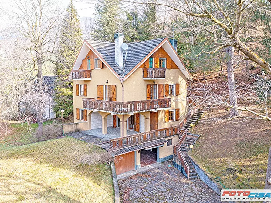 Immagine 33 di Villa in vendita  in via Reggetto a Algua