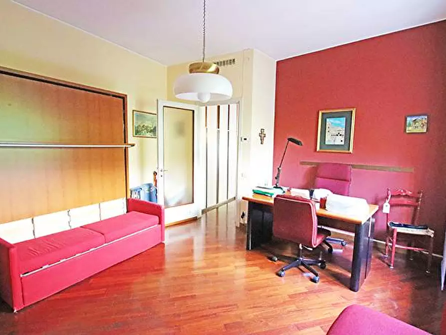 Immagine 20 di Villa in vendita  in via lotto a Seriate