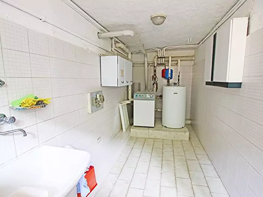 Immagine 24 di Villa in vendita  in via lotto a Seriate