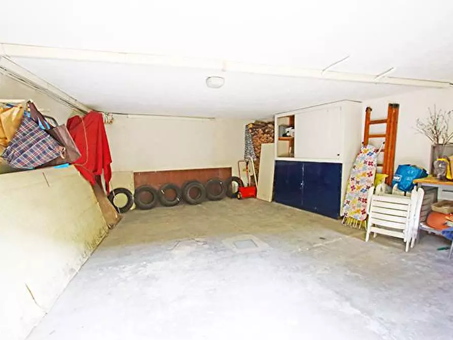 Immagine 25 di Villa in vendita  in via lotto a Seriate