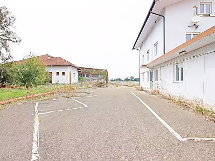 Immagine 10 di Capannone industriale in vendita  in Strada Provinciale 596 a Castelnovetto