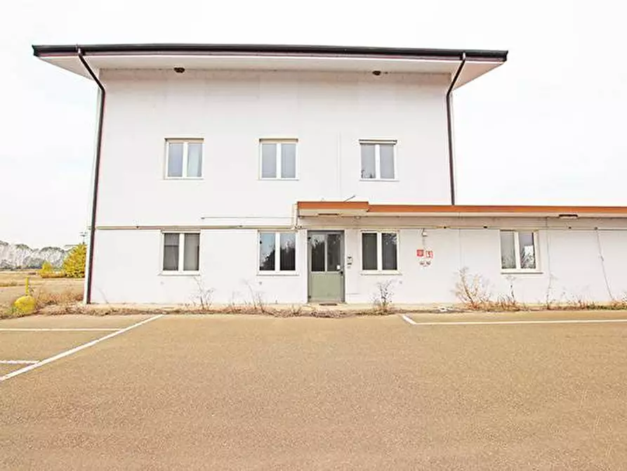 Immagine 9 di Capannone industriale in vendita  in Strada Provinciale 596 a Castelnovetto