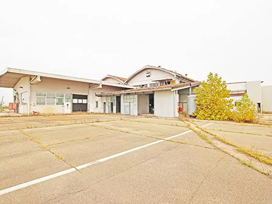 Immagine 19 di Capannone industriale in vendita  in Strada Provinciale 596 a Castelnovetto