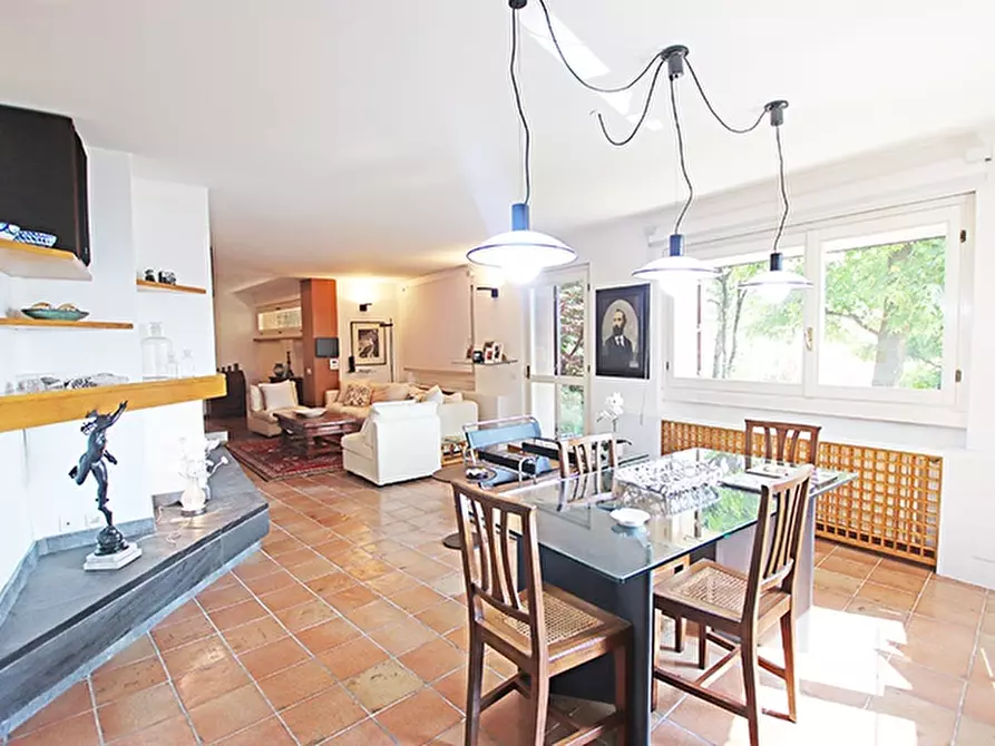 Immagine 28 di Villa in vendita  in via dei corni a Alzano Lombardo