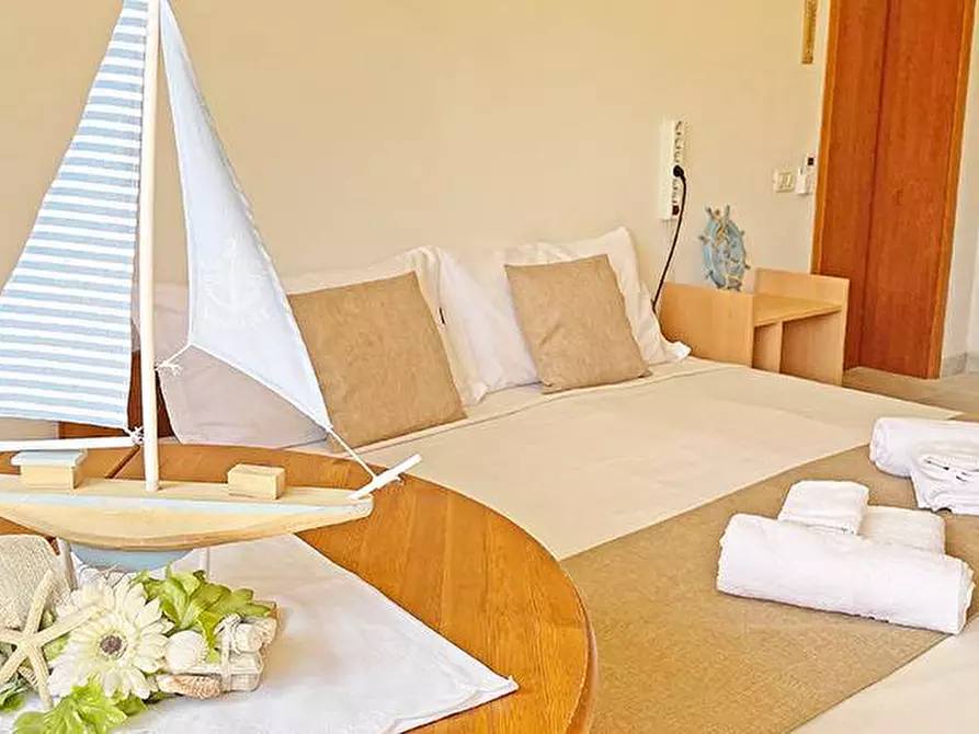 Immagine 22 di Villa in vendita  a Manduria