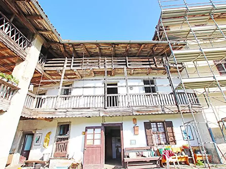 Immagine 20 di Rustico / casale in vendita  in via agricoltura a Caprino Bergamasco