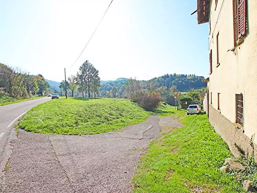 Immagine 25 di Rustico / casale in vendita  in via agricoltura a Caprino Bergamasco