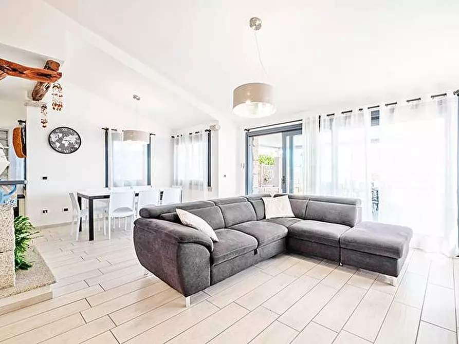 Immagine 24 di Villa in affitto  in via Ulivi a Gonnesa