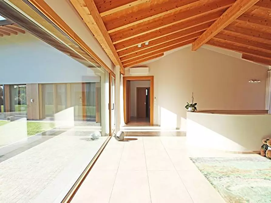 Immagine 23 di Villa in vendita  in via colombo a Treviolo