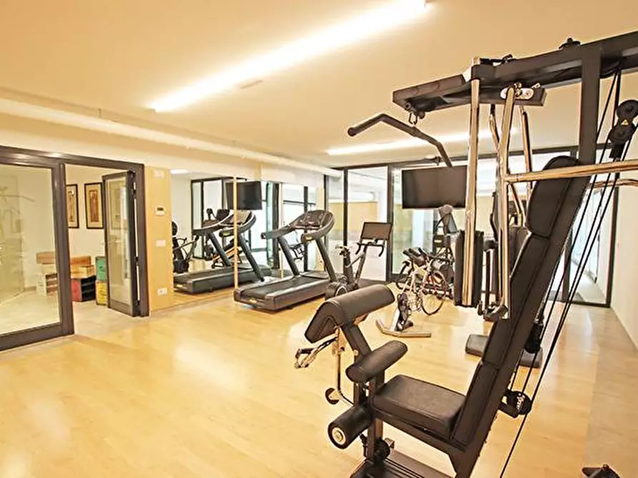 Immagine 41 di Villa in vendita  in via colombo a Treviolo