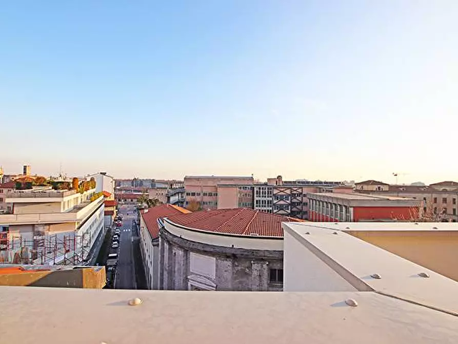 Immagine 5 di Attico in vendita  in via A. Maj a Bergamo