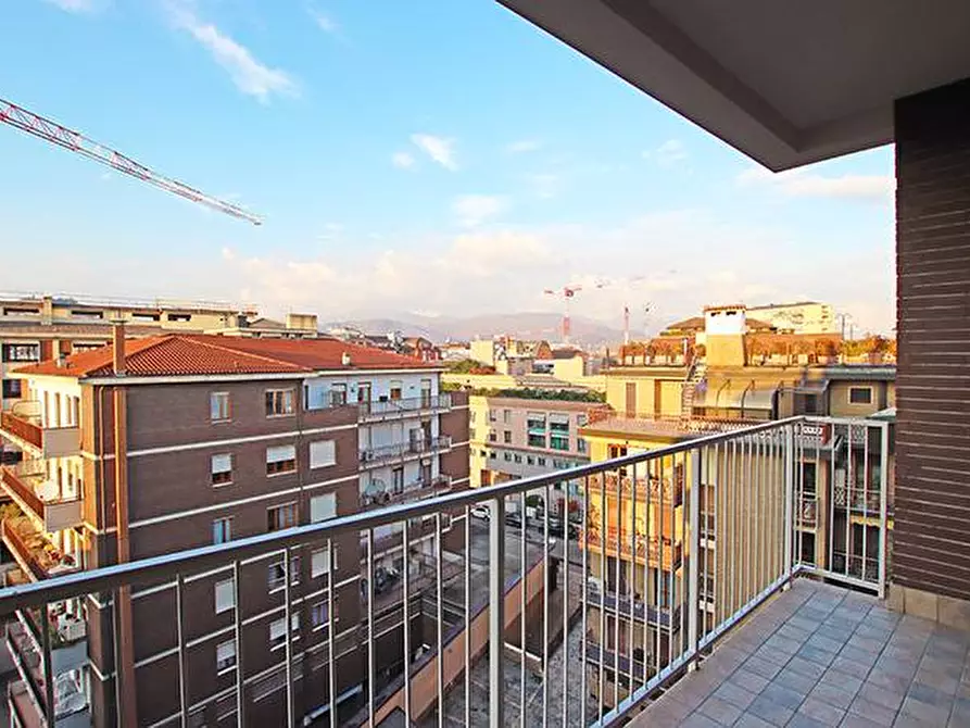 Immagine 11 di Attico in vendita  in via A. Maj a Bergamo