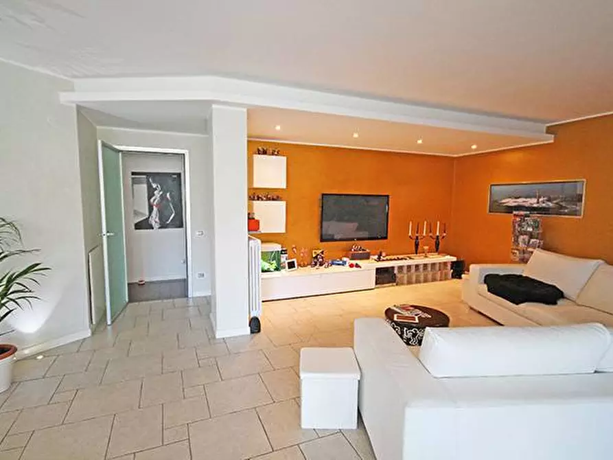 Immagine 5 di Appartamento in affitto  in via Marzanica a Bergamo