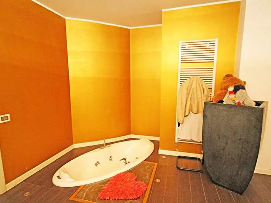 Immagine 10 di Appartamento in affitto  in via Marzanica a Bergamo