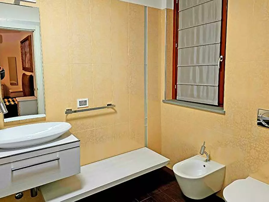 Immagine 12 di Appartamento in affitto  in via Marzanica a Bergamo