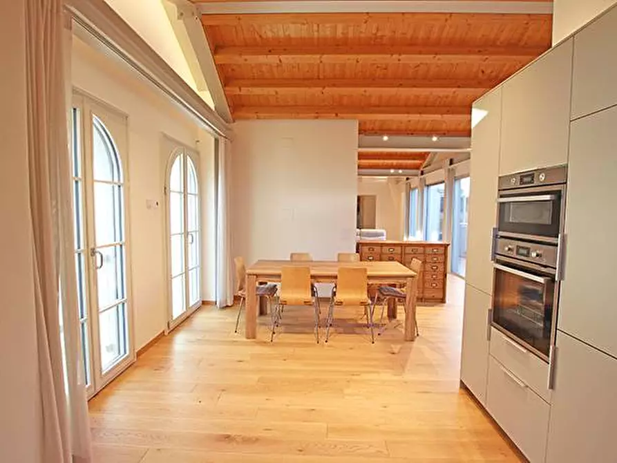 Immagine 4 di Attico in vendita  in via borgo palazzo a Bergamo