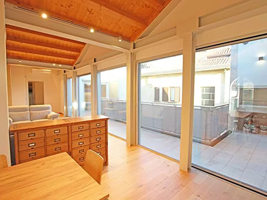 Immagine 7 di Attico in vendita  in via borgo palazzo a Bergamo