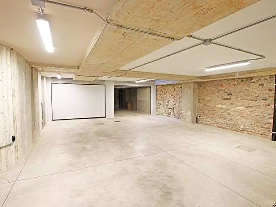 Immagine 23 di Attico in vendita  in via borgo palazzo a Bergamo