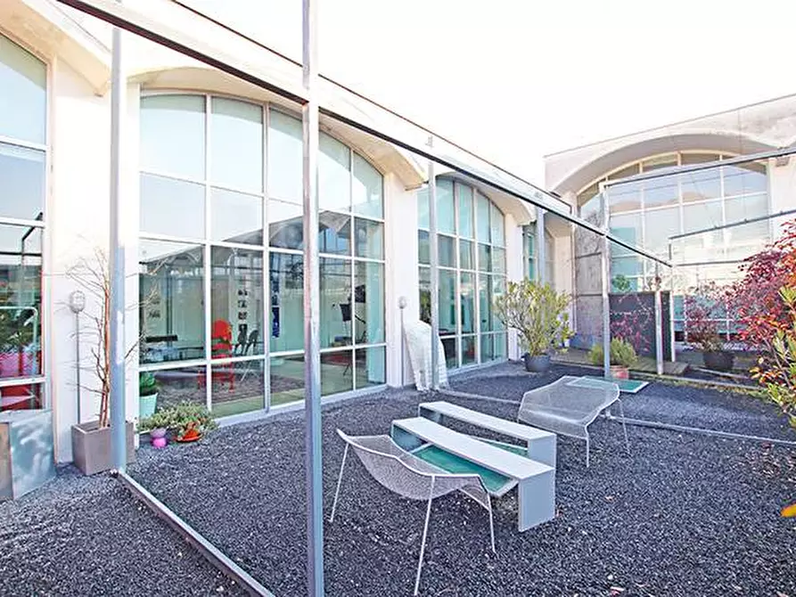 Immagine 10 di Loft/Open space in vendita  in via Gerolamo Acerbis a Alzano Lombardo