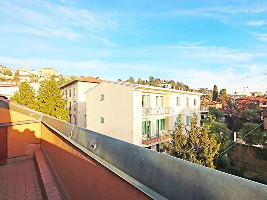 Immagine 25 di Villa in vendita  in via santa lucia a Bergamo