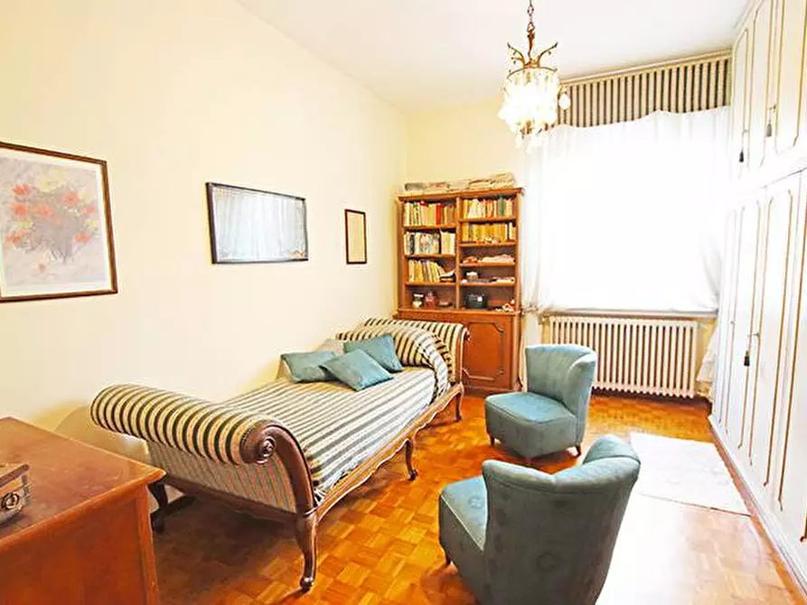 Immagine 28 di Villa in vendita  in via santa lucia a Bergamo