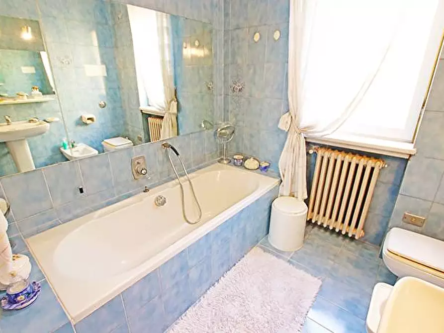 Immagine 34 di Villa in vendita  in via santa lucia a Bergamo