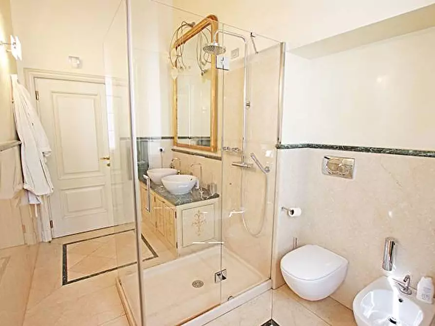 Immagine 24 di Appartamento in vendita  in Viale Vittorio Emanuele Ii a Bergamo