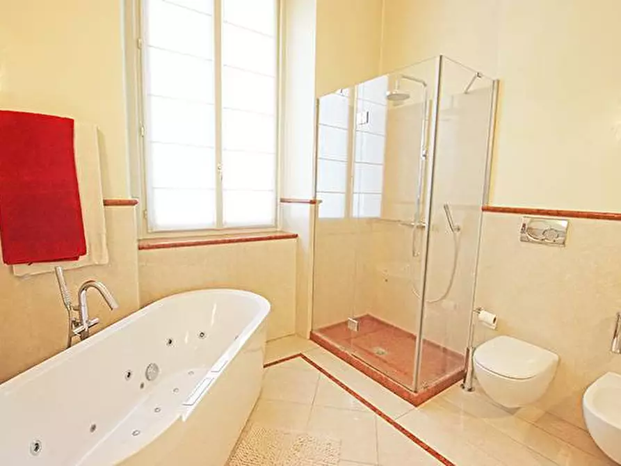 Immagine 29 di Appartamento in vendita  in Viale Vittorio Emanuele Ii a Bergamo