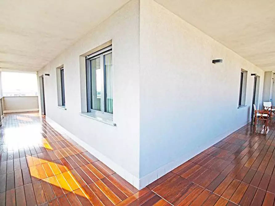 Immagine 6 di Attico in vendita  in via Gritti a Bergamo