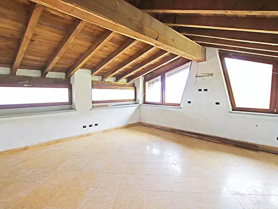 Immagine 30 di Villa in vendita  a Bergamo