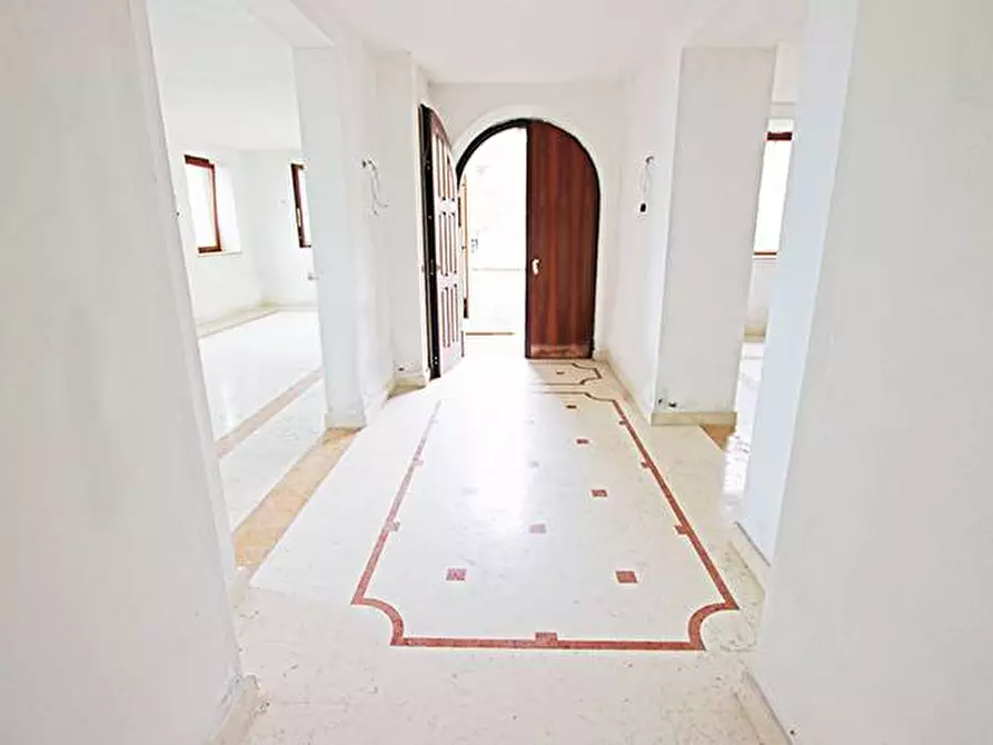 Immagine 24 di Villa in vendita  a Bergamo