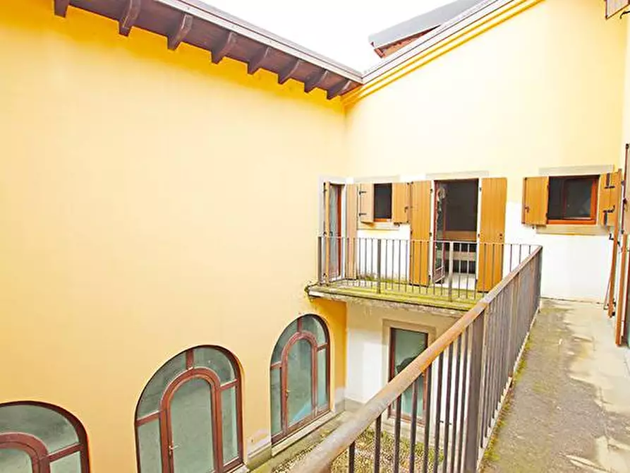 Immagine 19 di Villa in vendita  a Bergamo