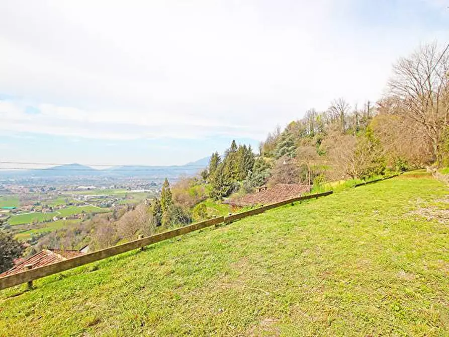 Immagine 20 di Villa in vendita  a Bergamo