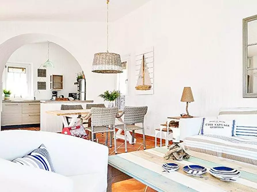 Immagine 19 di Villa in vendita  a Guasila