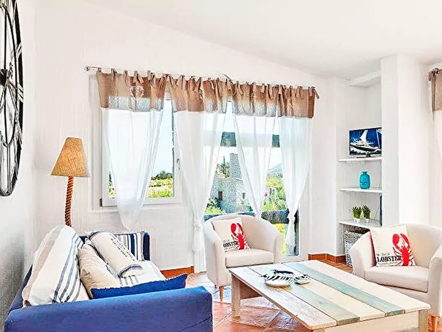 Immagine 28 di Villa in vendita  a Guasila