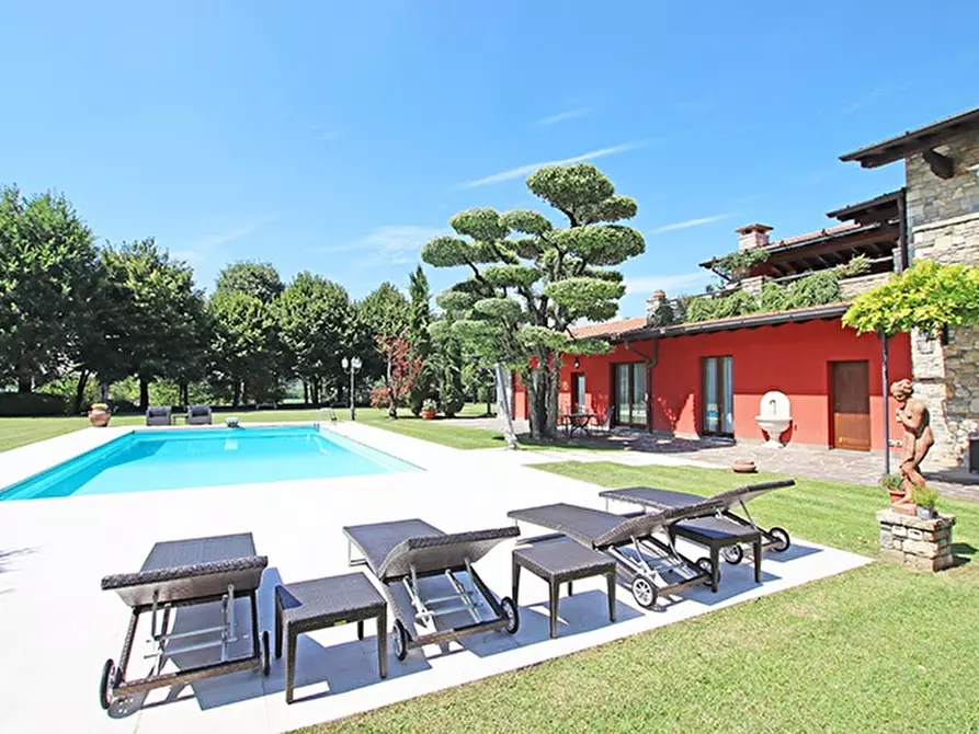 Immagine 6 di Villa in vendita  a Dalmine