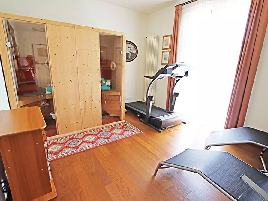 Immagine 17 di Villa in vendita  a Dalmine