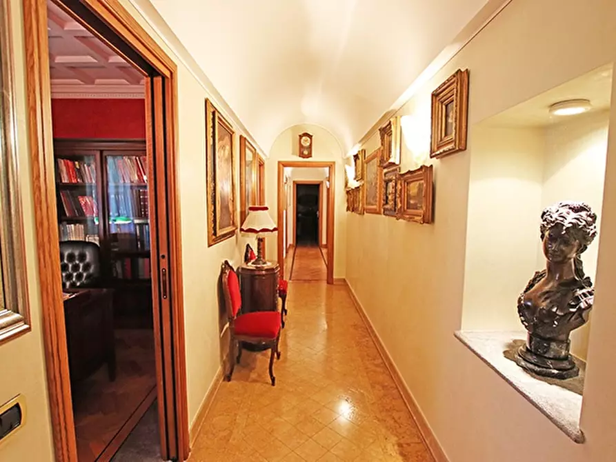 Immagine 24 di Villa in vendita  a Dalmine