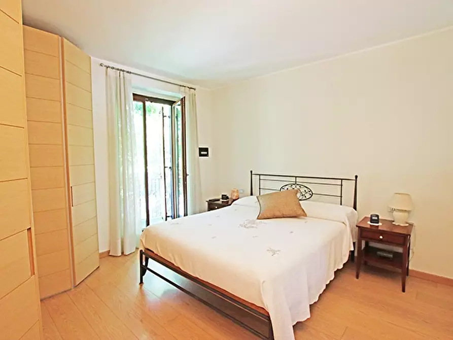 Immagine 33 di Villa in vendita  a Dalmine