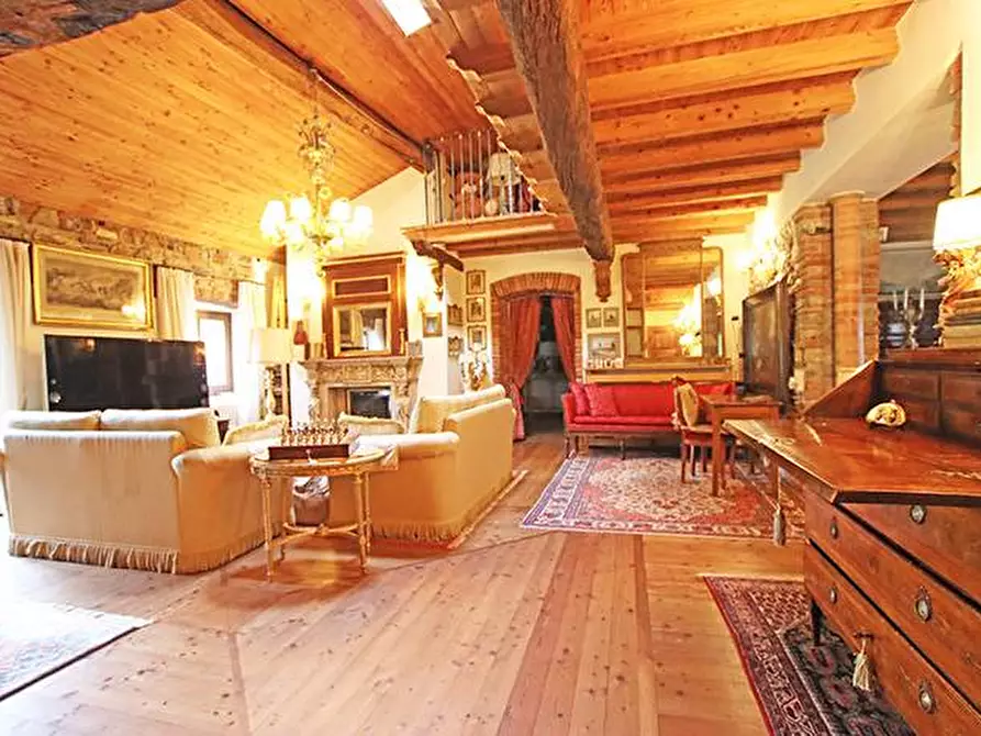 Immagine 24 di Villa in vendita  a Almenno San Bartolomeo