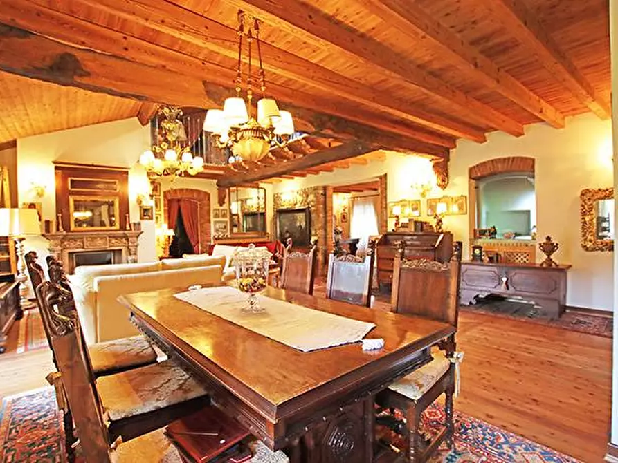 Immagine 26 di Villa in vendita  a Almenno San Bartolomeo