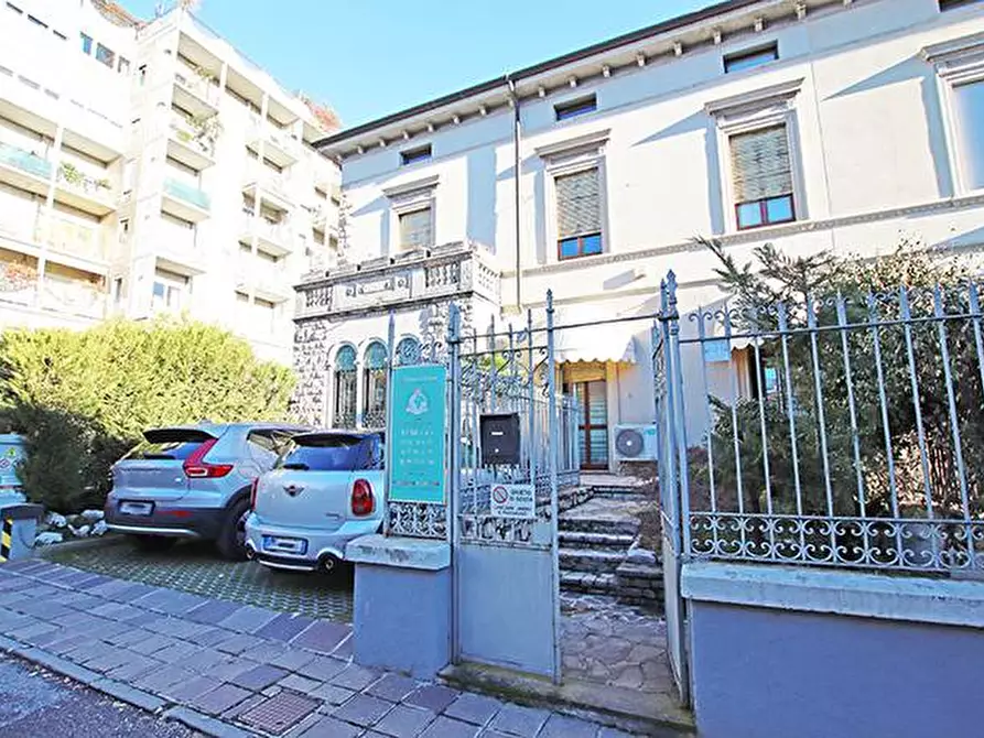 Immagine 3 di Appartamento in vendita  in via verdi a Bergamo