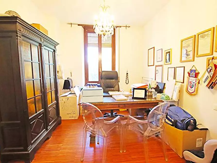 Immagine 18 di Appartamento in vendita  in via verdi a Bergamo