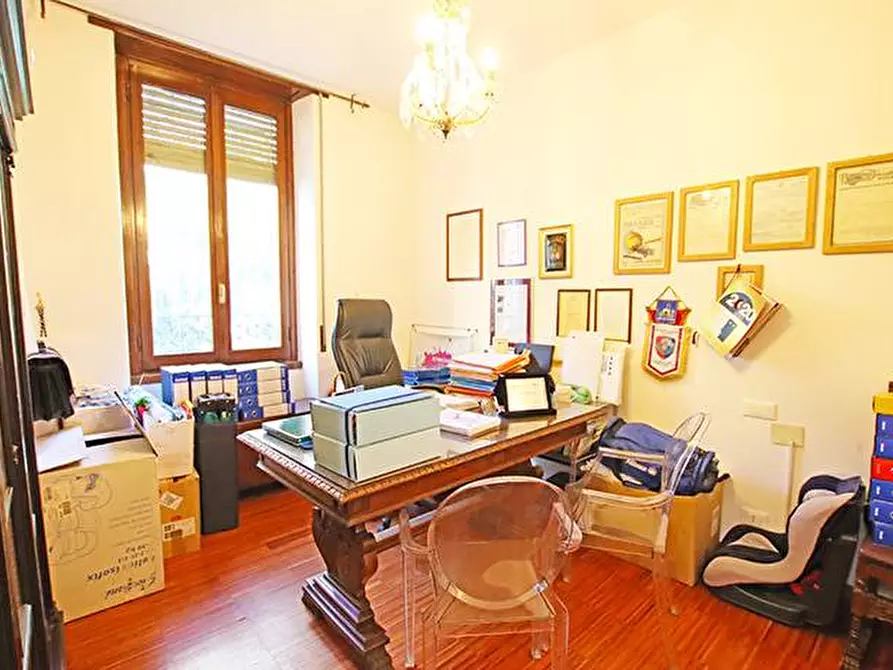 Immagine 15 di Ufficio in vendita  in via verdi a Bergamo