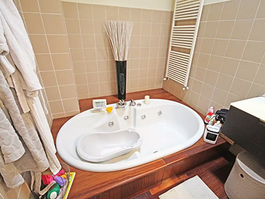 Immagine 16 di Casa indipendente in vendita  in via Villa a Arcene