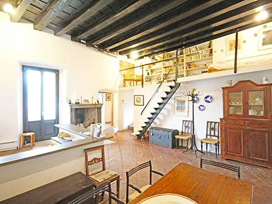 Immagine 13 di Appartamento in vendita  in piazza mercato del fieno a Bergamo