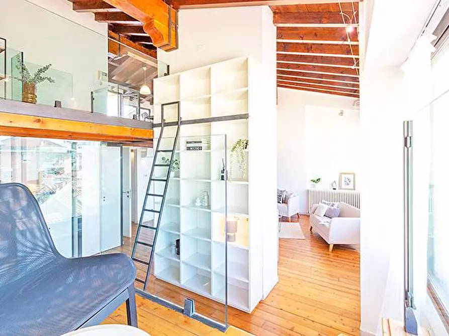 Immagine 10 di Attico in vendita  in via S. Alessandro 12 a Bergamo