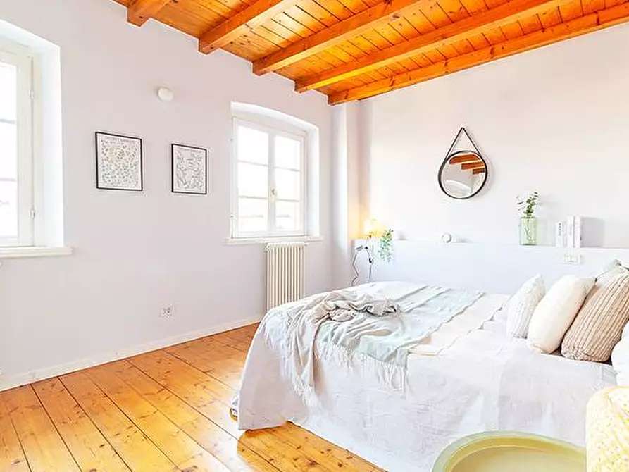 Immagine 16 di Attico in vendita  in via S. Alessandro 12 a Bergamo