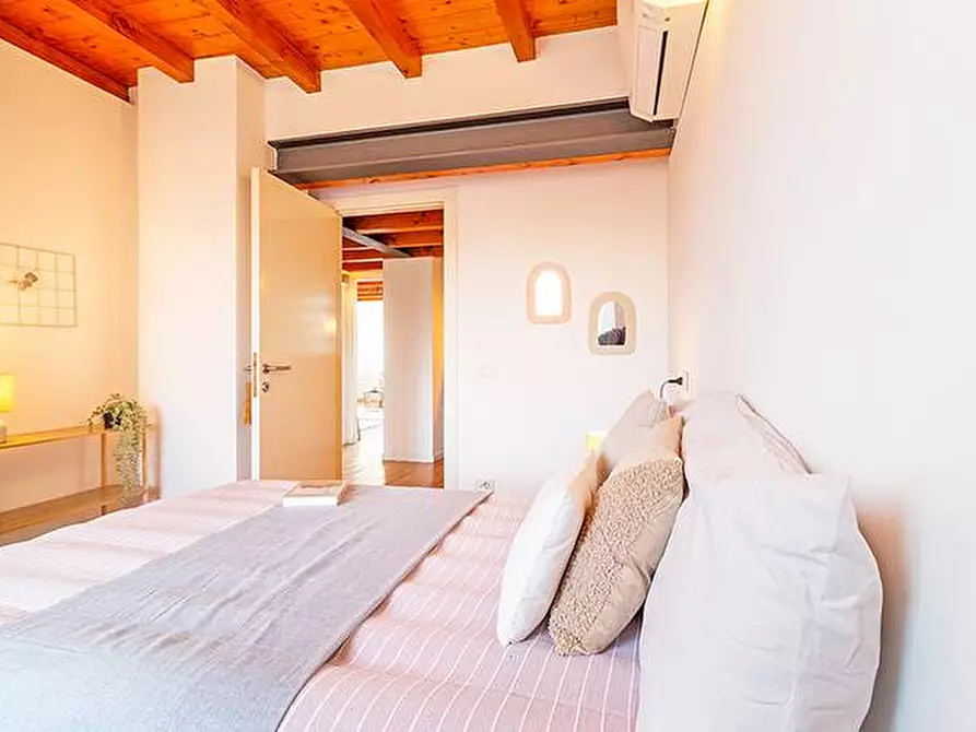 Immagine 20 di Attico in vendita  in via S. Alessandro 12 a Bergamo